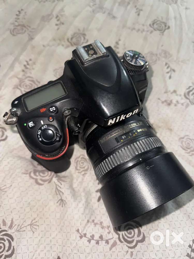 Nikon 750D