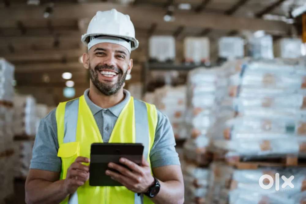 WWAREHOUSE IS BOOKING OUT THE EMPLOYEES