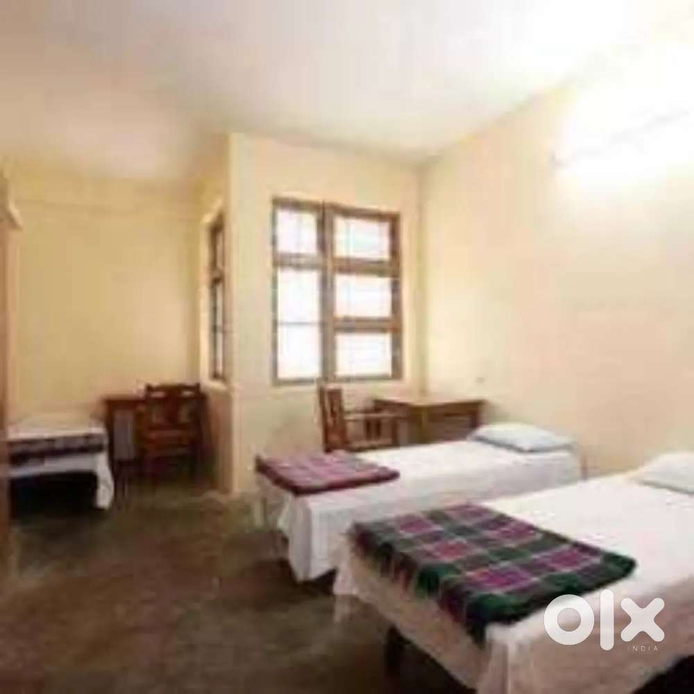 PG for ladies near Vytila Hub