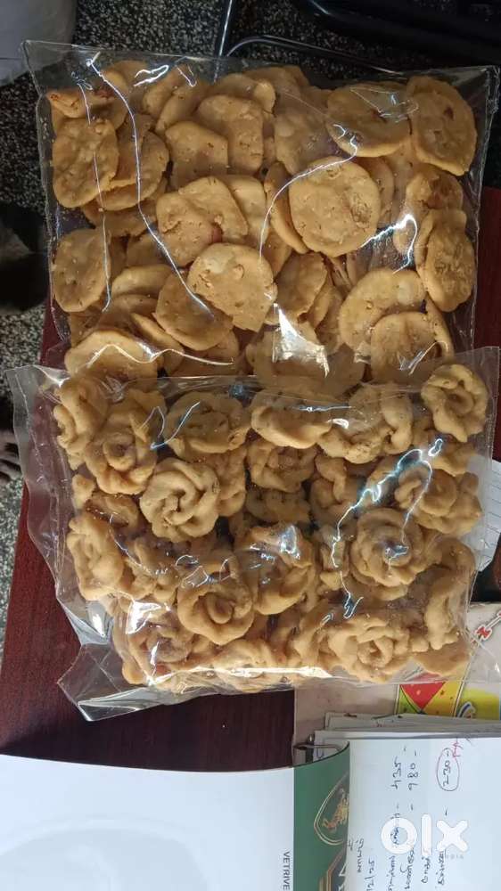 Thattu Vadai set Maker