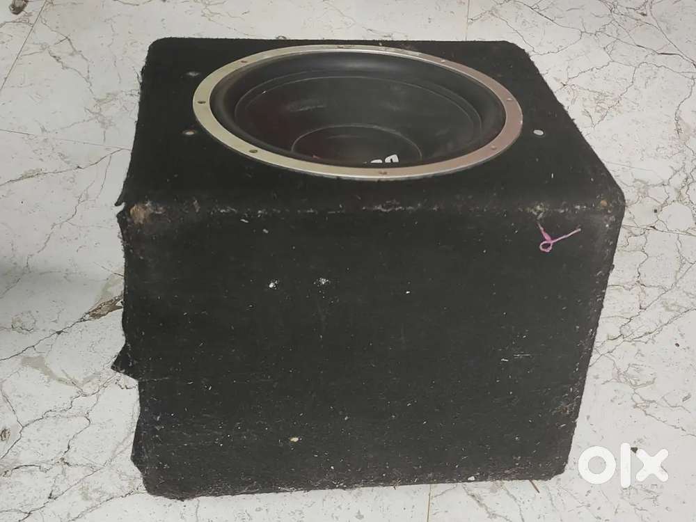Jbl  subwoofer 1100 watts cars accessories