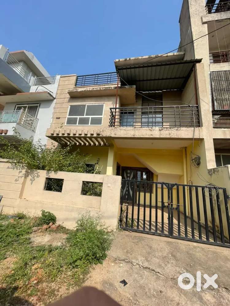 3.5 bhk duplex for rent