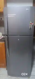 LG brand double door refrigerator 250L for sale