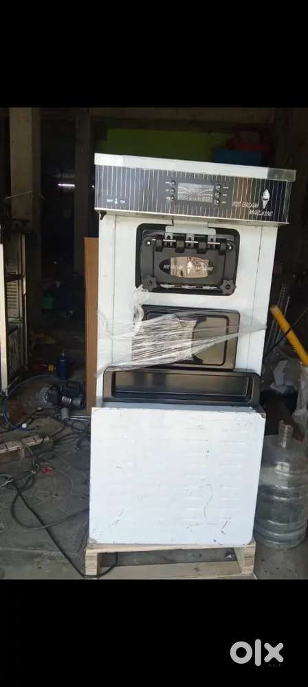 Softy ice cream machine