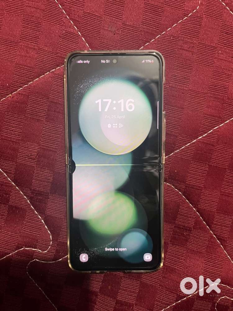 Samsung Z Flip 5