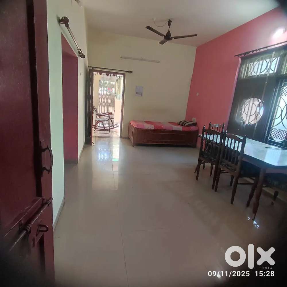 FURNISHED AC 2BHK GROUND FLOOOR, PRIME LOCATION MADAN MAHAL JABALPUR