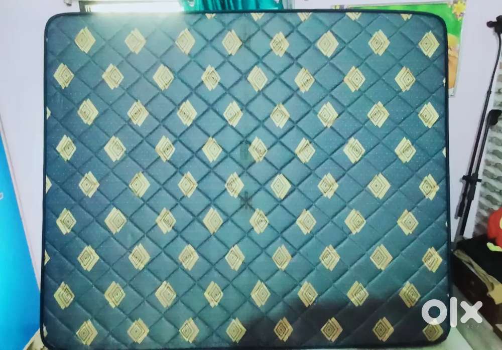 Mattress new 5/6ft comfortable , relaxing soft