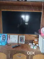 Tv and with net box Panasonic handwriting 4 k and 43 inches