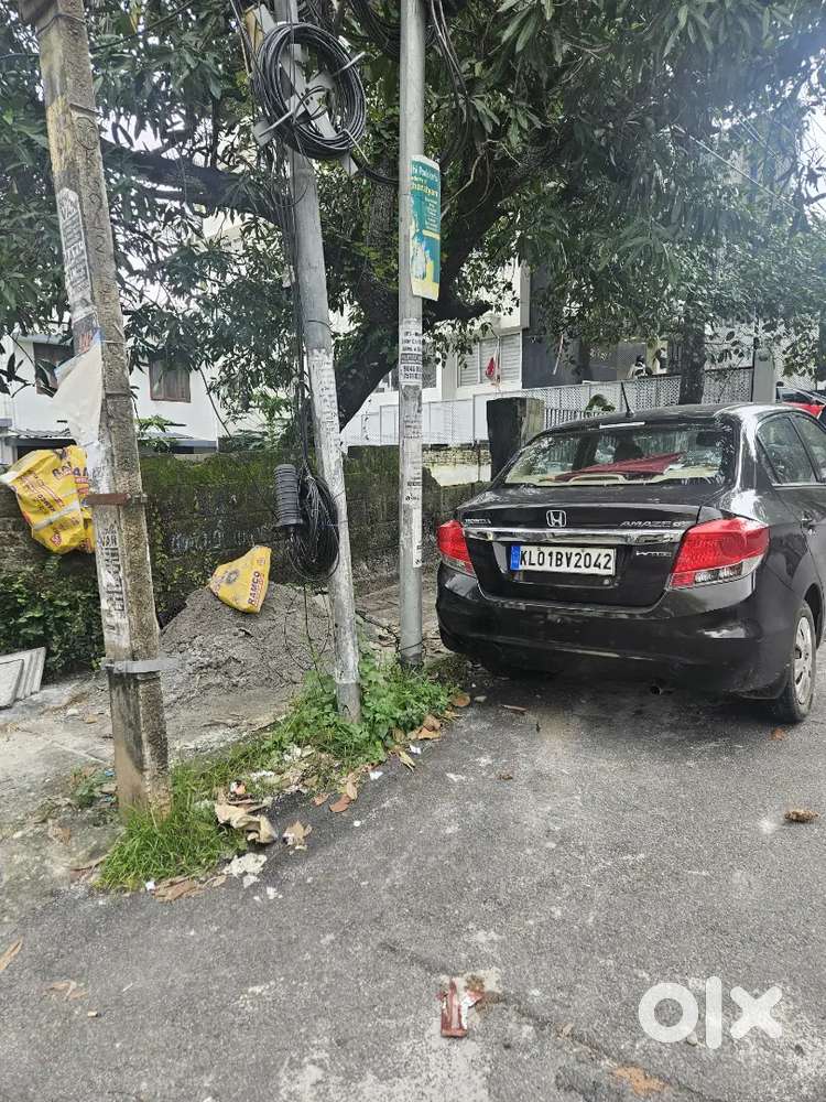 COMMERCIAL PLOT IN KURAVANKONAM 7.5 CENTS (3CR)