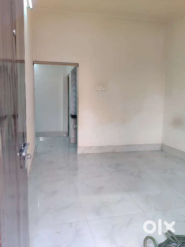 Rent in Santoshpur 8000