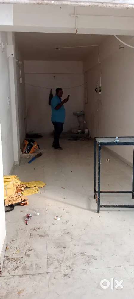 Shop available for rent