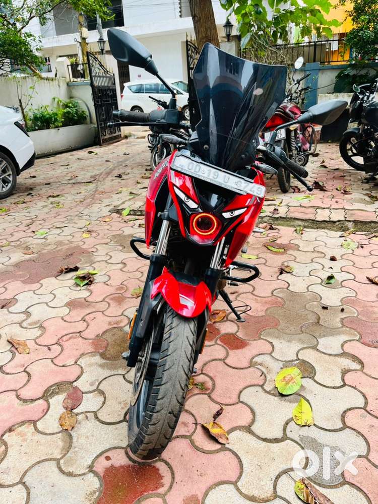 Acraphobic exhaust installed 4v engine