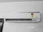 Voltas AC 1.25ton 5 star split AC inverter AC