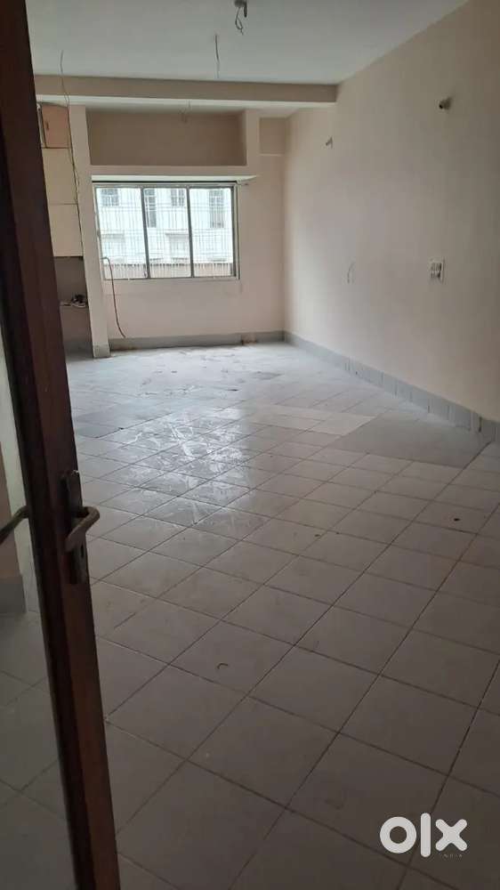 350 Sq feet shop for sell rajul arked russle chowk jabalpur
