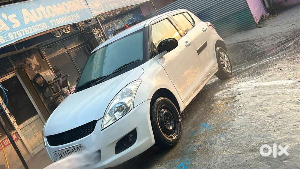 Maruti Suzuki Swift 2015 VIP Number 0007 - First Owner with insurance