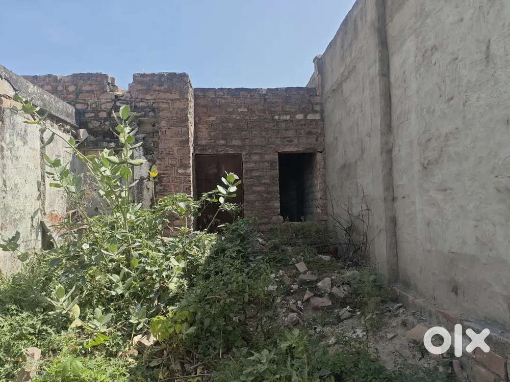 Plot 15×30 on main road, Chokha A Sector