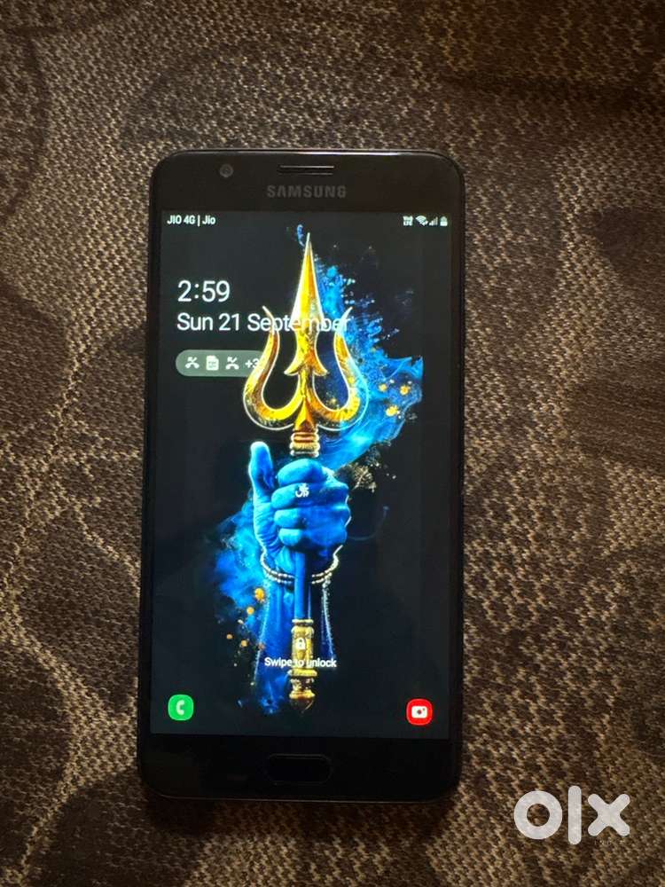Samsung J7 On Prime with charger & cable