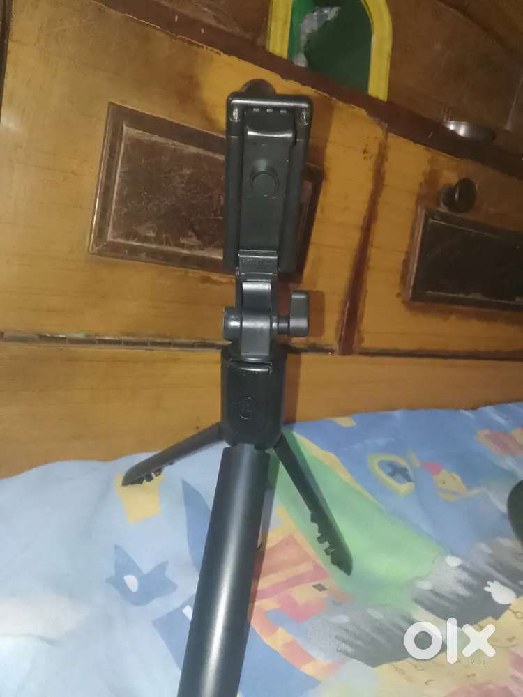QUANTRON and selfie stick