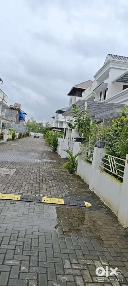 4 BHK(3 PLUS 1 STUDY) FULLY FURNISHED GATED VILLA RENT KAKKANAD THENGO