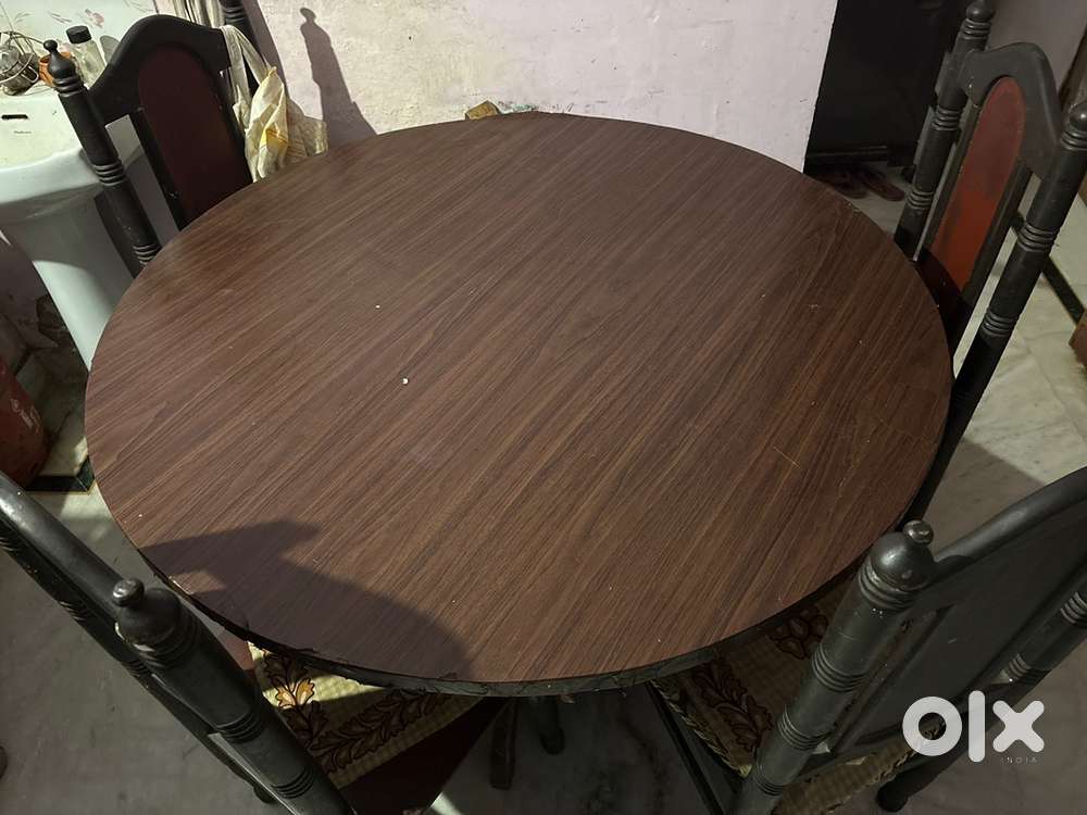 Big Dining table 4 seater