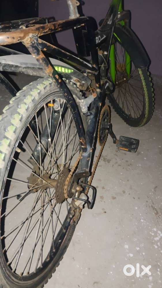 This is Hero cycle of gear and 4 years old