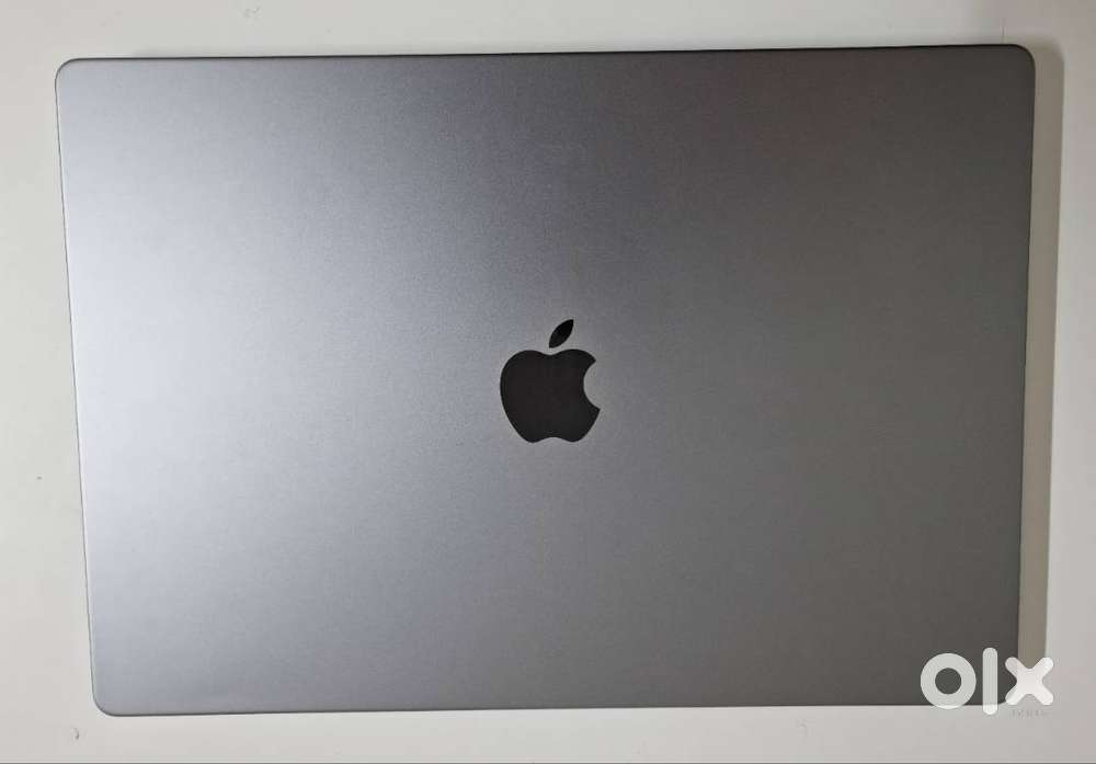 A2780 M2 Max MacBook Pro
