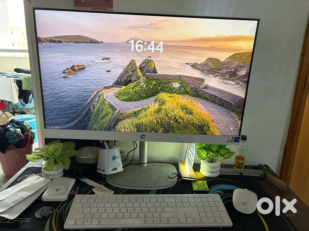 HP all in one PC 27 Inch, 13th Core I5, 16GB RAM, 1TB SSD