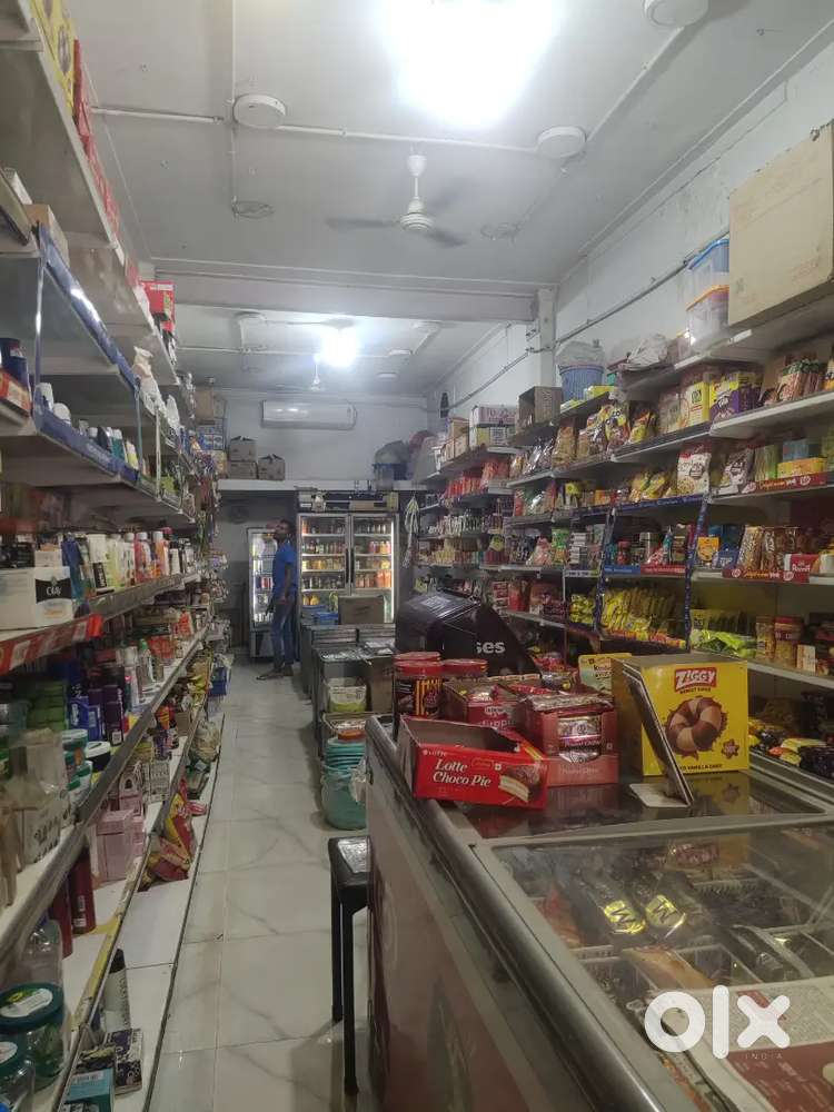 Sales cum floor staff