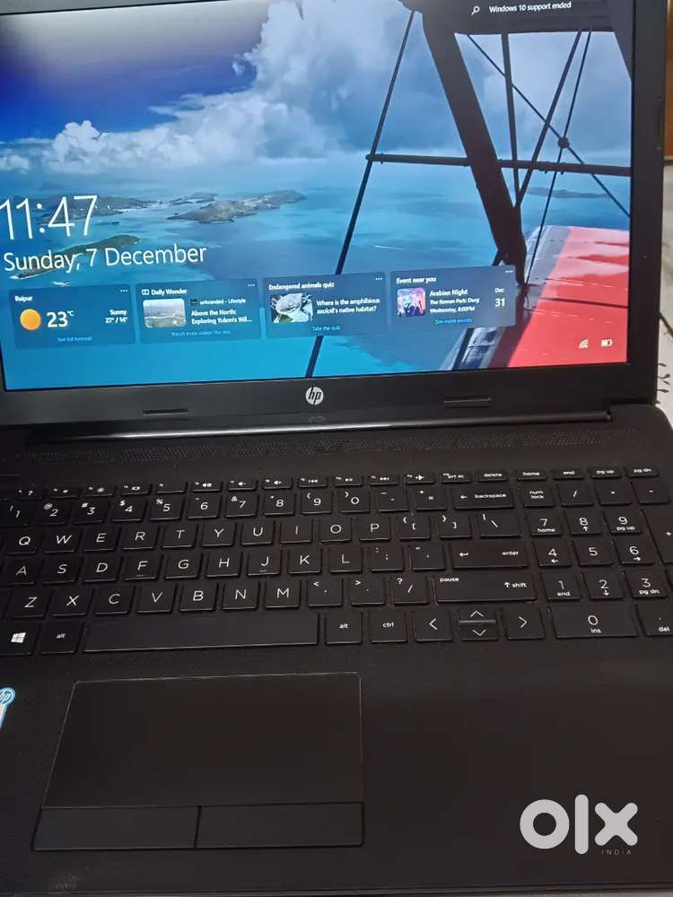 HP laptop for sell with keyboard and mouse wired