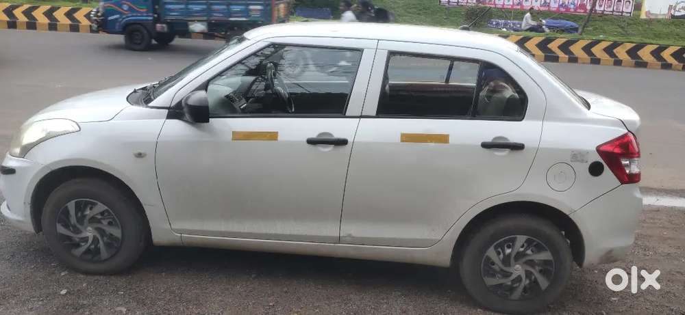 Maruti Suzuki Dzire 2022 Petrol 80000 Km Driven