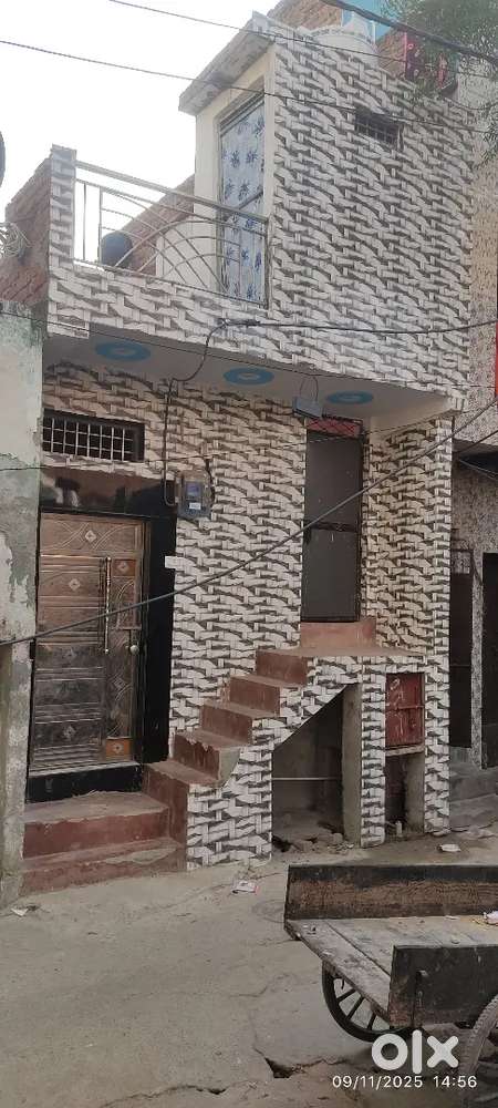 House for Sale in Shradhanand Colony, Bhalswa Dairy, Delhi