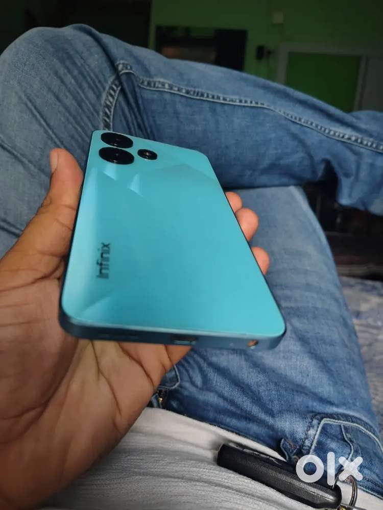 Infinix hot 30i(128/4)