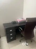 Table & Chair