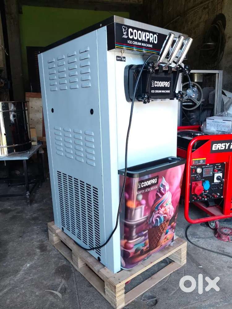 SOFTY ICE CREAM MACHINE