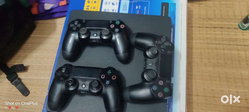 Ps4 slim 1tb with 22 top games