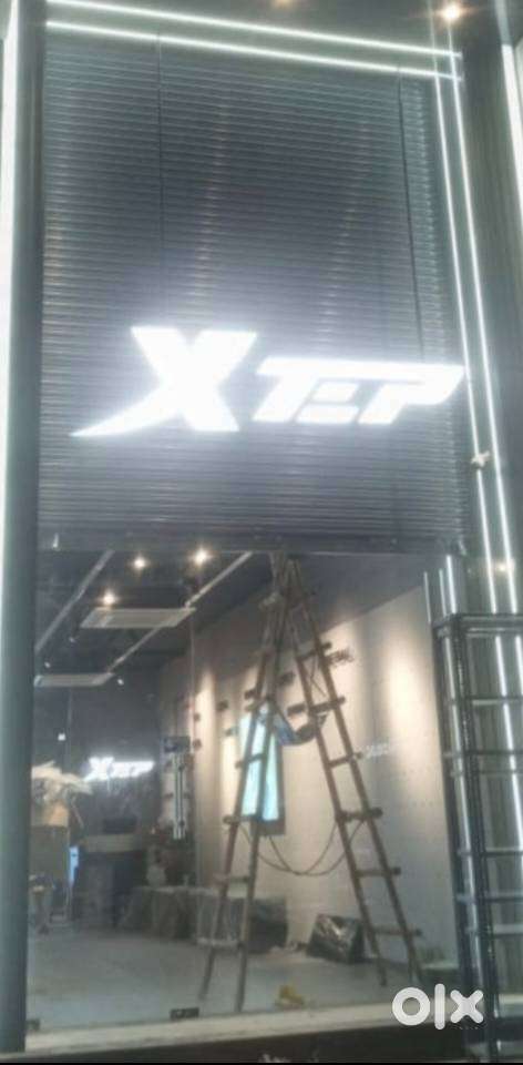 Showroom good condition best location ganganagar hub