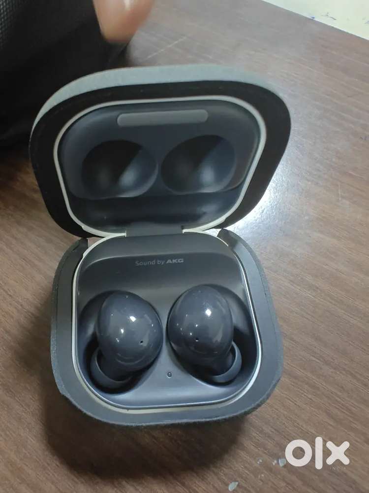 Samsung earbuds