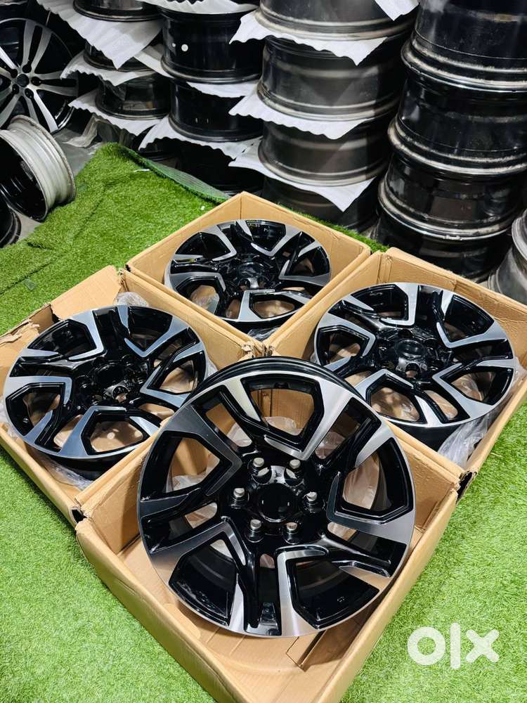 TOYOTA LEGENDER ALLOY WHEELS 18 INCH SET OF 4 (BRAND NEW)