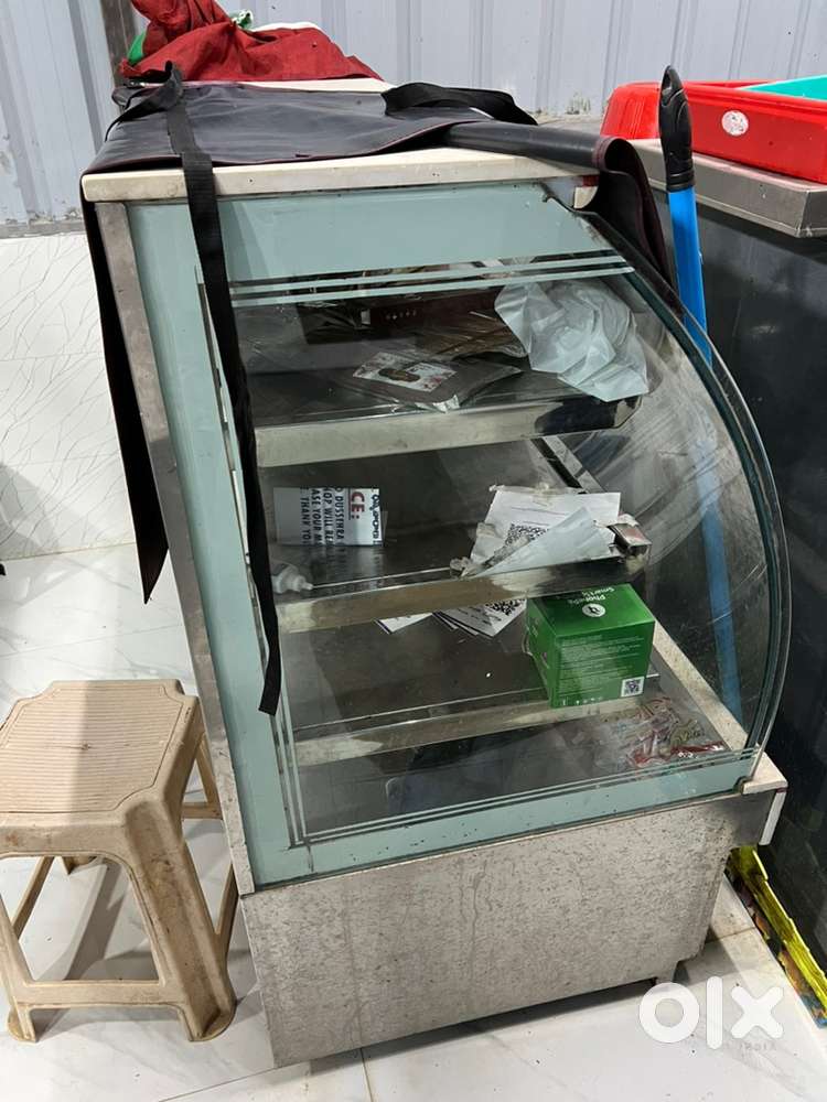 Glass counter