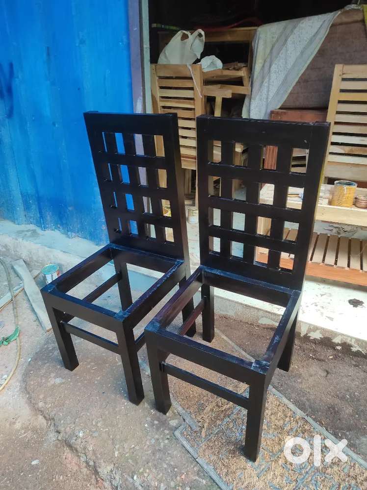 Wood chair