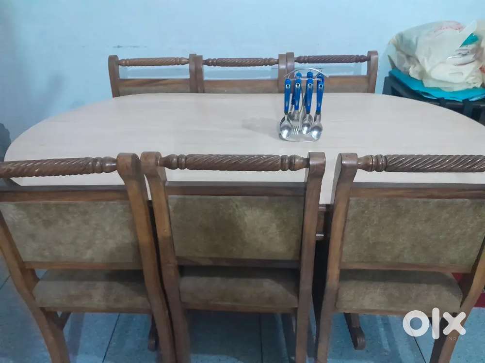 polished 6 chairs dining table