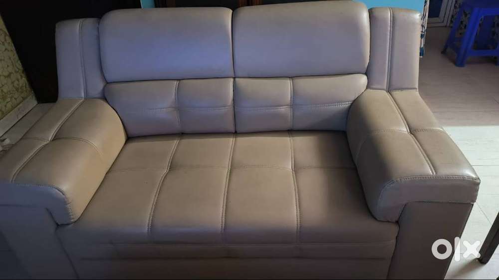 Sofa set and household furniture sale