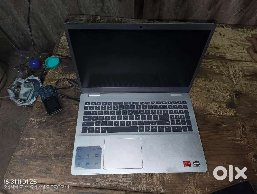 Dell laptop  Ryzen 3 hai
