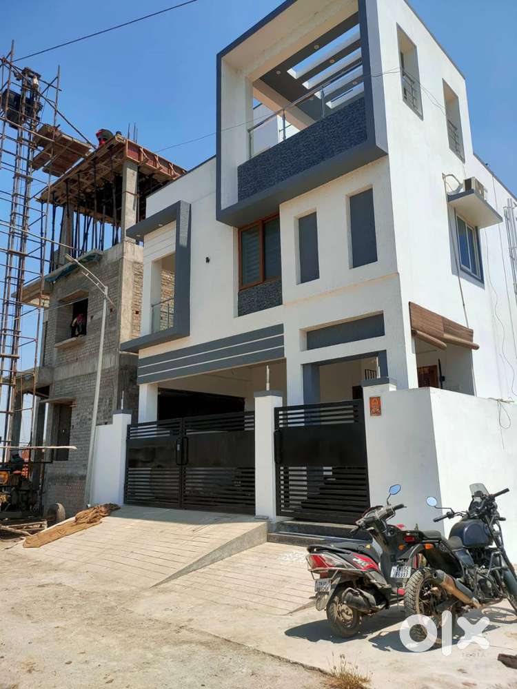 Ready To Move Villa for Sale in Redhills Under 55 Lahks