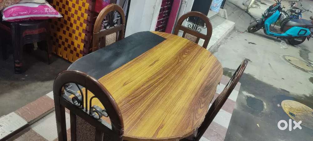 Dining table with four chair