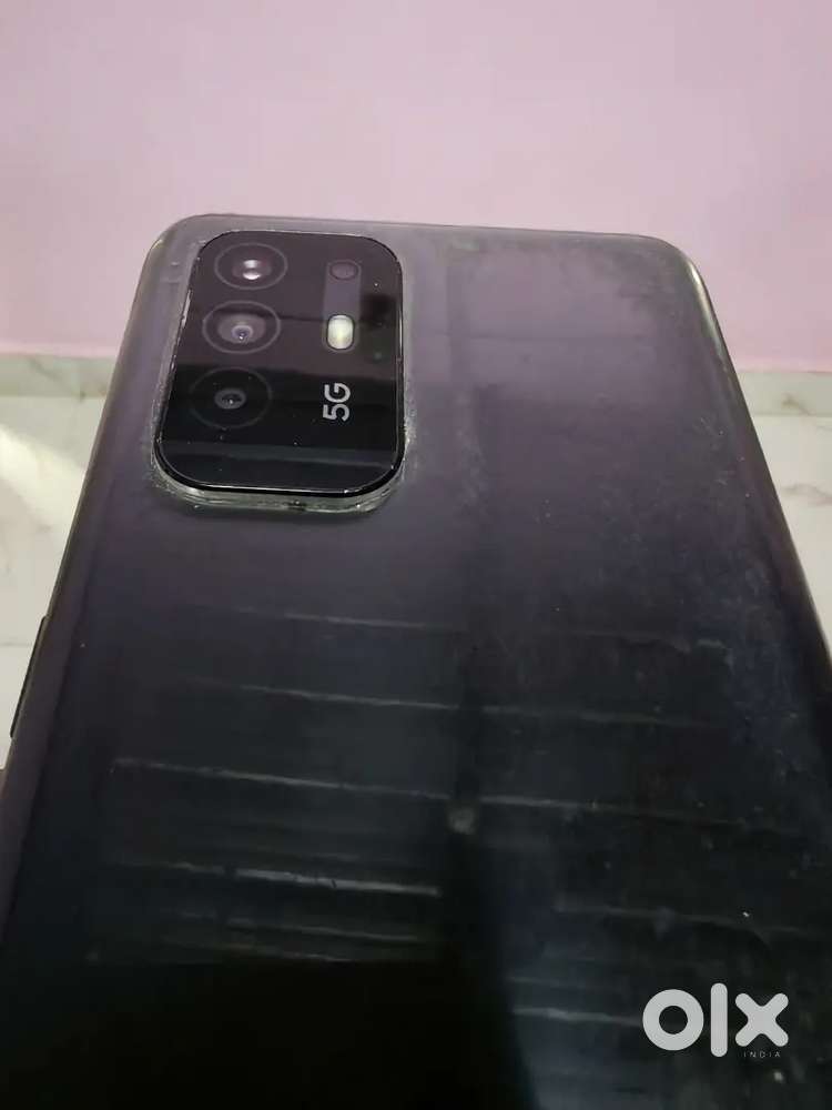 Oppo F19pro+5G.          Ram 8GB...128storage
Bill bos charger ke sath