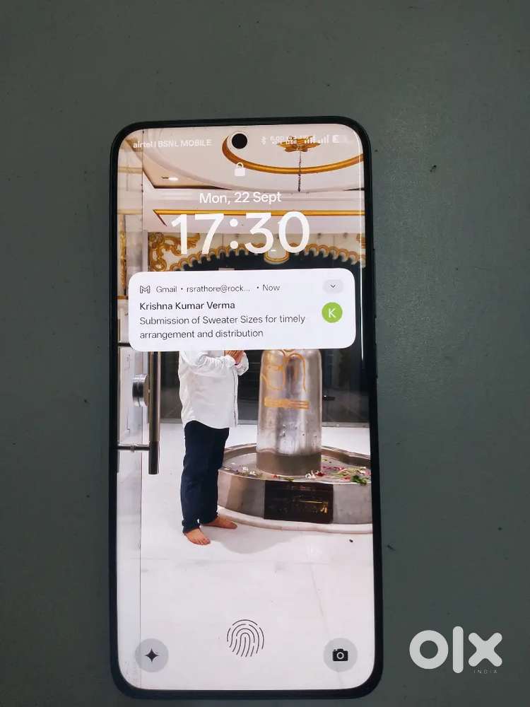 2 month old phone with original Bill and charger