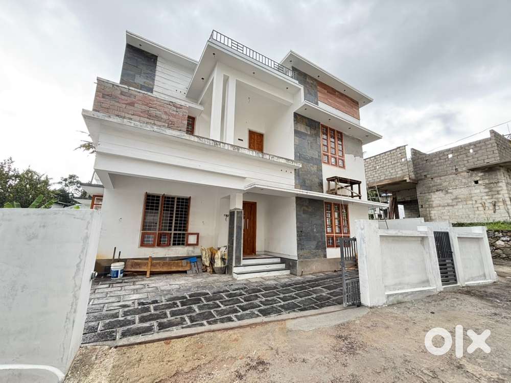 New house for sale Kazhakuttam Kariavattom