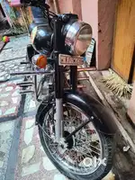 Royal enfield classic 350 (bullet)