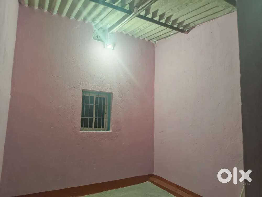 Rent 1900 Singl person